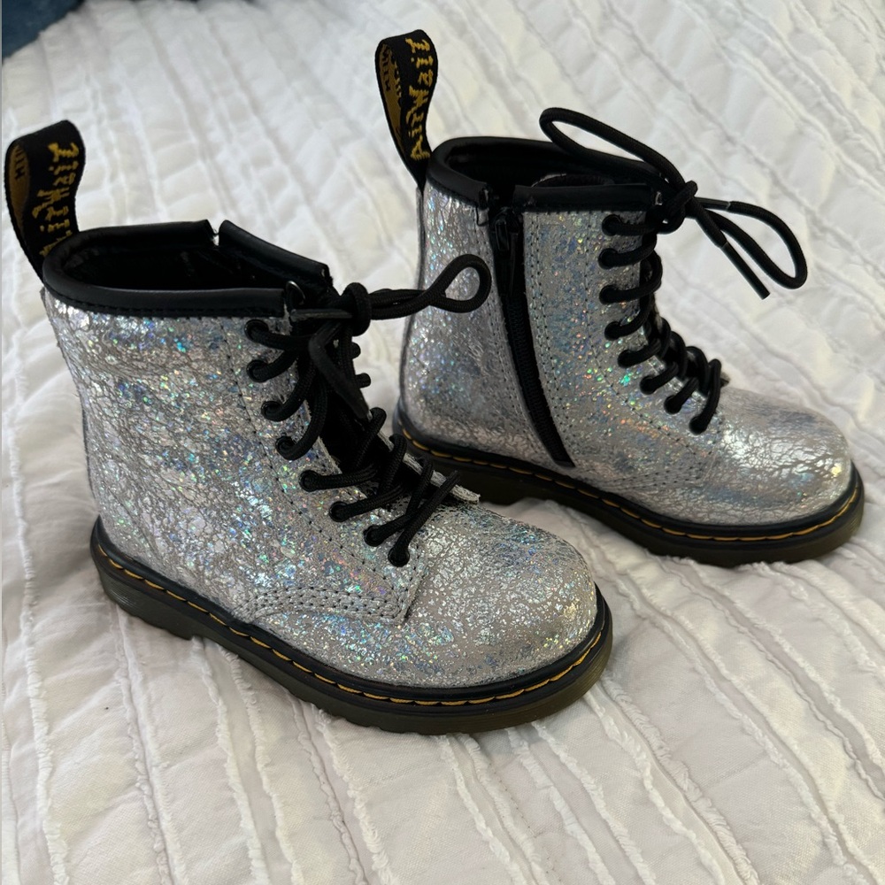 Dr Marten Crinkle Metallic Silver Boots